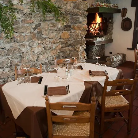 Ristorante La Baitina 호텔 아지아고